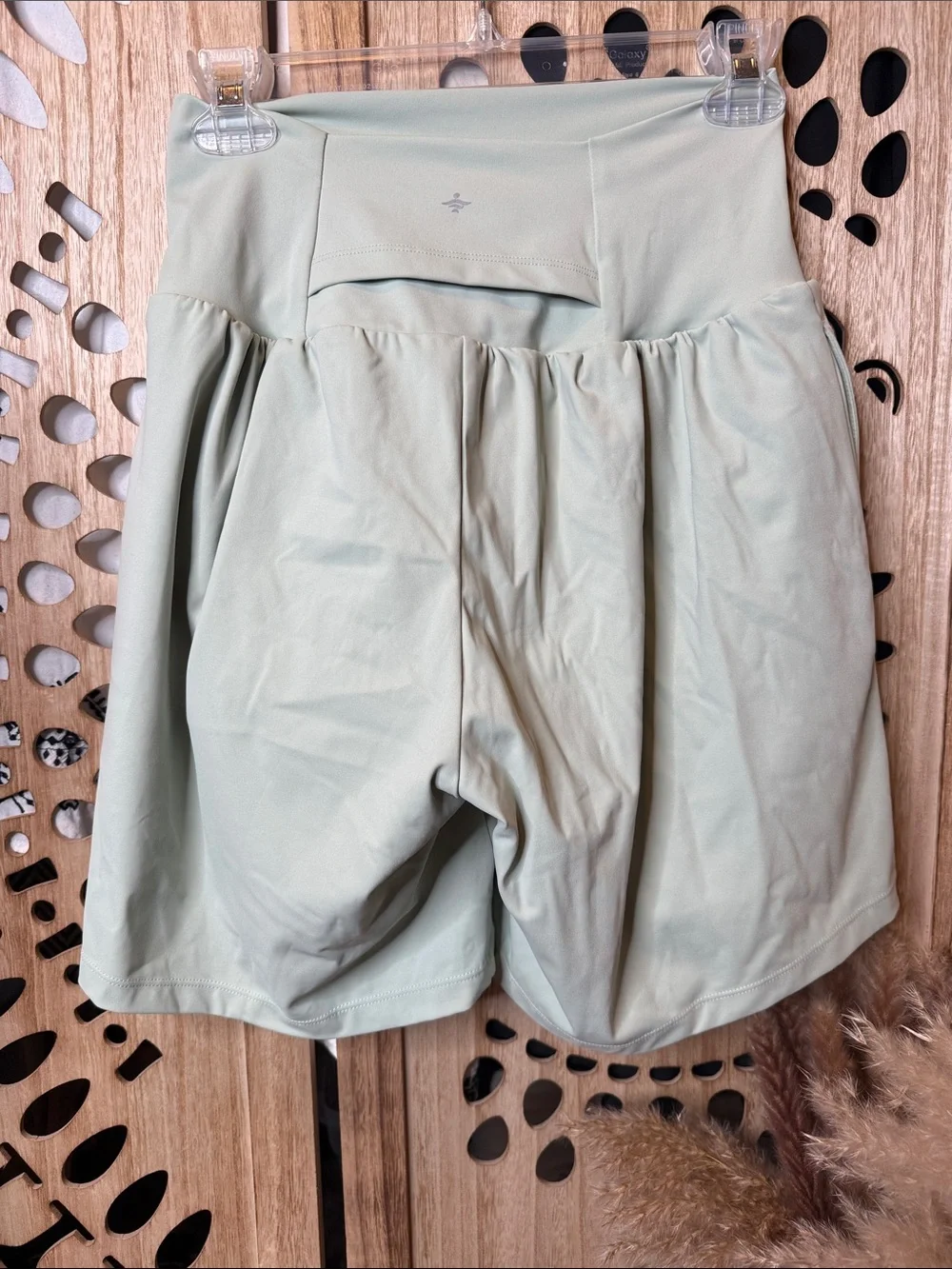 HALARA High-Waist Green Lounge Shorts